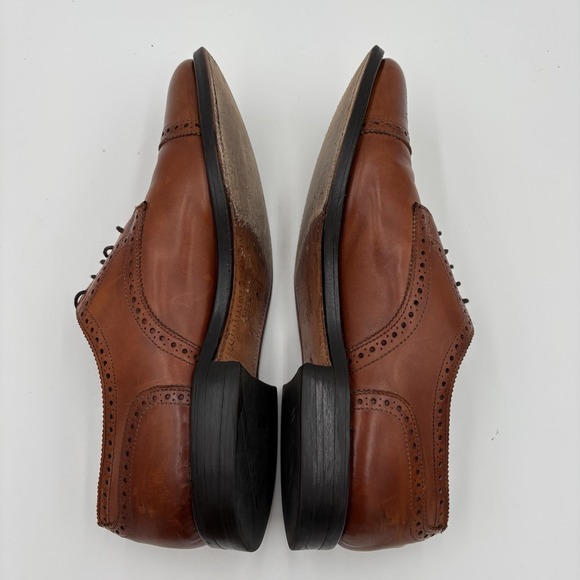 Allen Edmonds Sanford Mens Dress Shoes 10 B Brown Leather Cap Toe Medallion main image 5